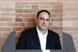 آشنایی با آقای الکس هادی تقی | تاجر خریدار باشگاه پرسپولیس چه کسی است