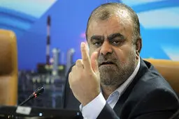 رستم قاسمی:کسانی که با رفع تحریم‌ها مخالفت می‌کنند، از وضعیت مردم خبر ندارند