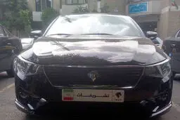  ۱۰  دستگاه خودرو مشکی‌رنگ با پلاک تشریفات در پارکینگ اداره کل روابط عمومی سازمان صدا و سیما