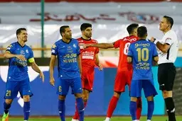 کجای فوتبال درست است که فرهنگش درست باشد؟