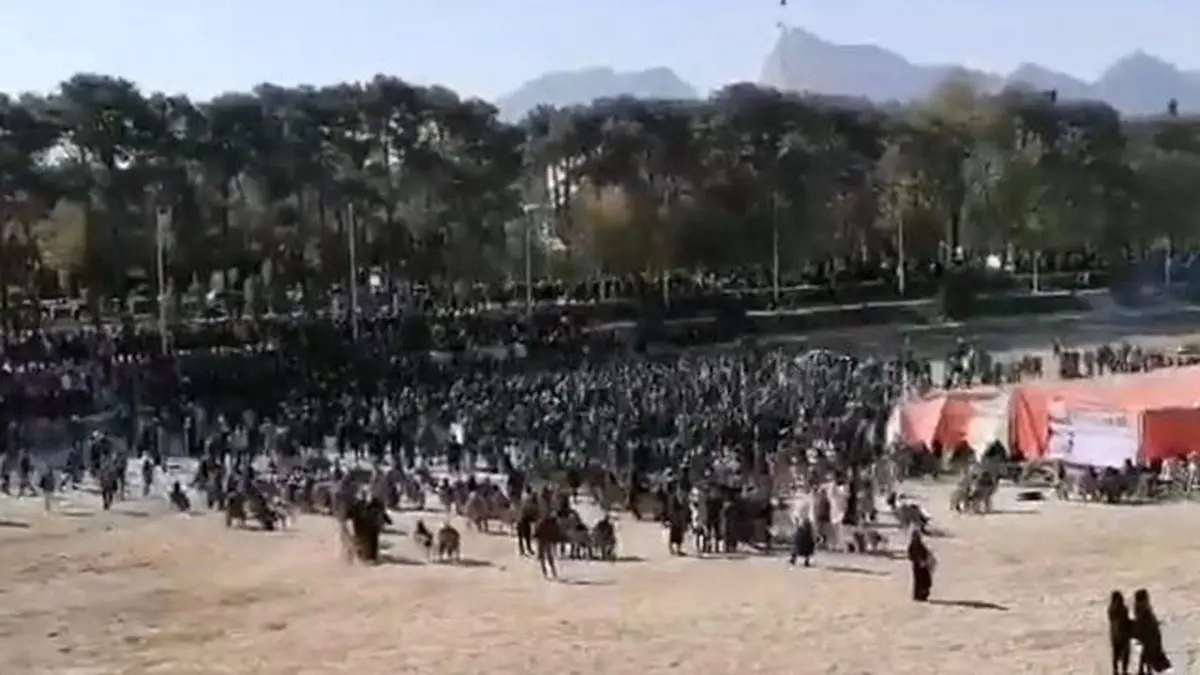  تجمع مردم معترض به خشکی زاینده‌رود + ویدئو 