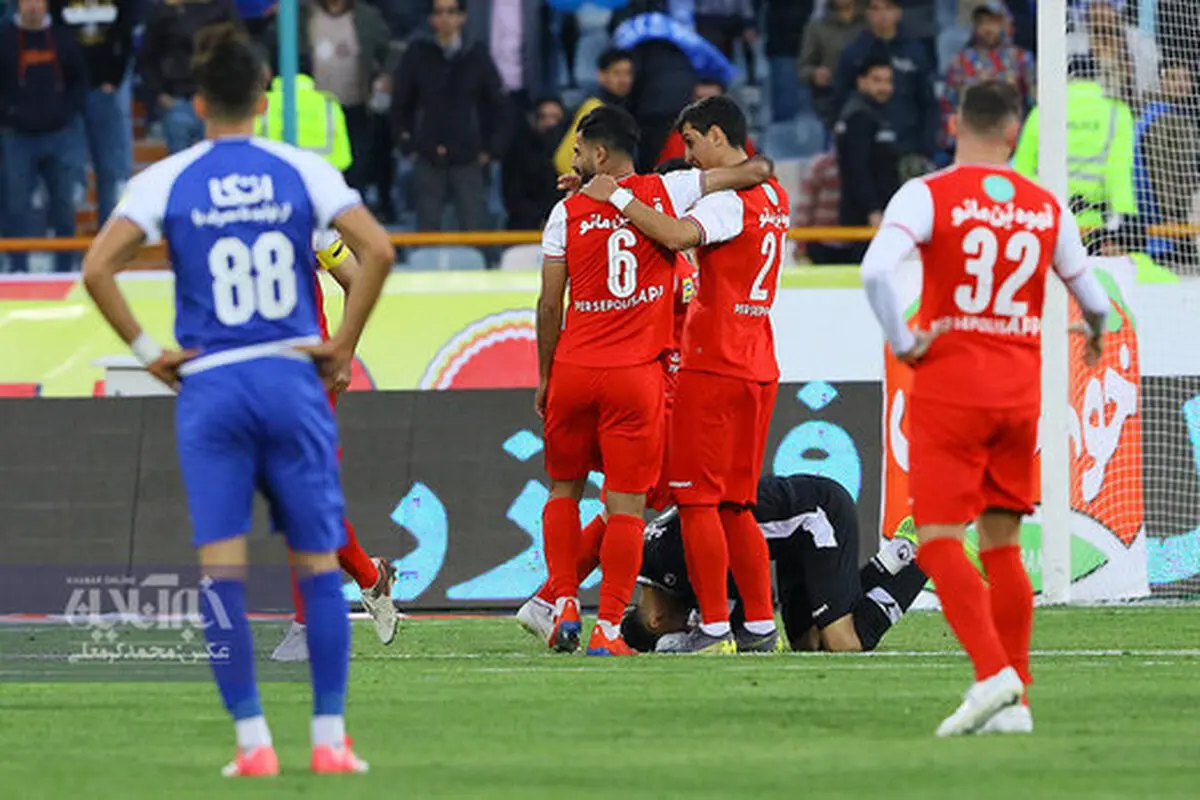 سود میلیاردی استقلال و پرسپولیس از قانون جدید فیفا