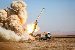 لحظه حمله توپخانه ای صبح امروز سپاه پاسداران به مواضع گروه های تروریستی در عراق+ویدئو 