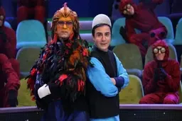 عرصه برای عموپورنگ تنگ‌ شد