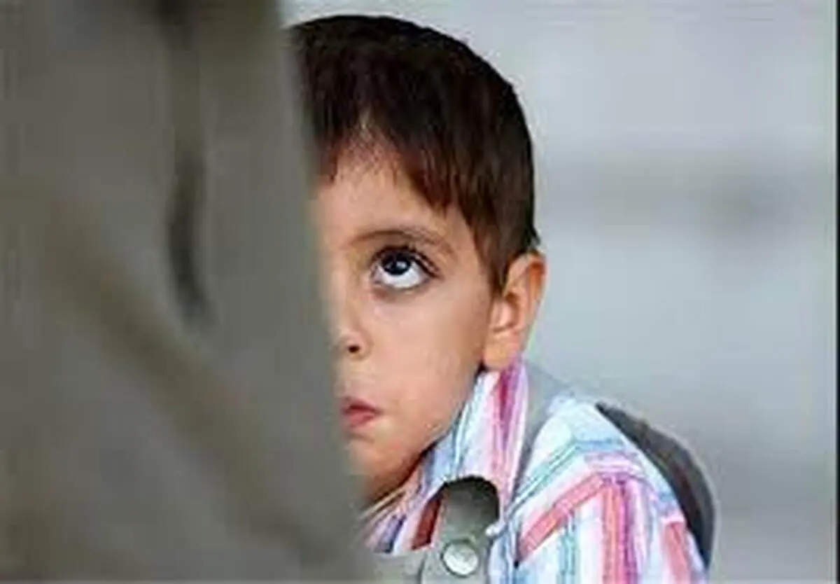 غافلگیری عجیب کودک بی سرپرست توسط معلم+ویدئو