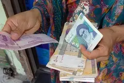  مردم میتوانند  به‌راحتی و سهولت هرچه سریع‌تر در زمینه عرضه سهام عدالت در بورس اقدام کنند.