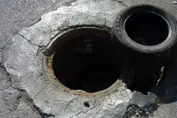 سرقت و تخریب تجهیزات شهرداری تهران  |  اعلام ارزش تجهیزات شهری سرقت شده روزانه