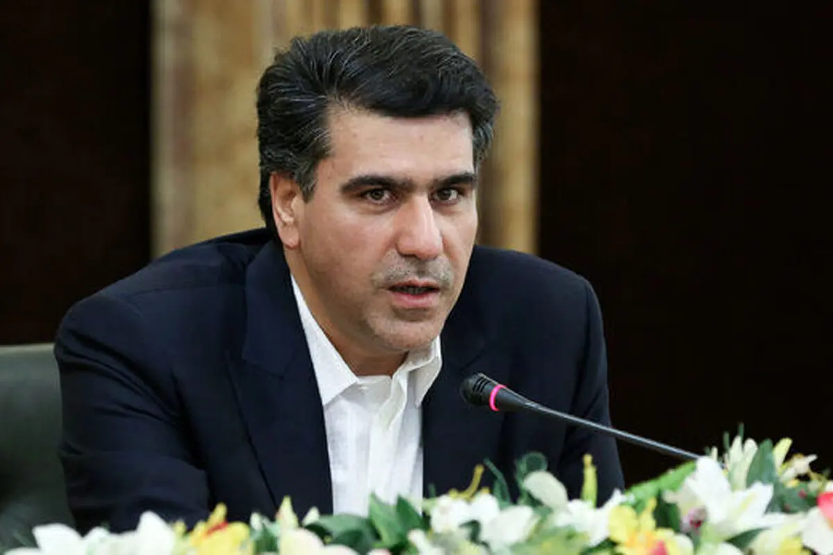 معزی: روحانی در دفتر خود حضور دارد 
