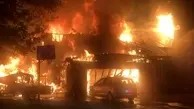 فوری | آتش سوزی وحشتناک در چهار راه مولوی تهران + عکس و فیلم