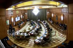 عضو شورای شهر تهران: برای مدیران جوان پرونده سازی می شود | این پرونده ها زمانی شکل می گیرد که مدیر جوان برای راه افتادن کار خلق الله دستوری می دهد که با قوانین همخوانی ندارد