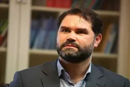 ورود زنان به ورزشگاه‌ها در مشهد ممنوع شد | معاون وزیر ورزش: سه شهر مستثنی شده‌اند که مشهد یکی از آنهاست؛ شهر مذهبی قواعد خود را دارد