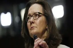 
وکیل ترامپ  |   رئیس سیا باید فوراً اخراج شود
