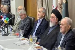 پزشکیان در دیدار اهالی فرهنگ و هنر | پزشکیان: معتقد به اصلاحات هستم تا حق و عدالت را ایجاد کنیم + ویدئو 