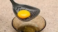 بیا بهت یاد بدم چه جوری زرده تخم مرغ رو با ساده ترن روش ها جدا کنی+ ویدئو