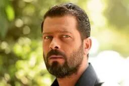 پدر پژمان بازغی به سریال خاتون پیوست 