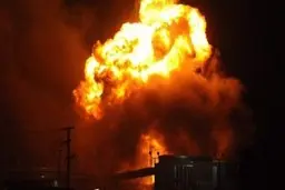 
داعش به مرقد «ابراهیم بن مالک» در استان صلاح‌الدین عراق حمله کرد
