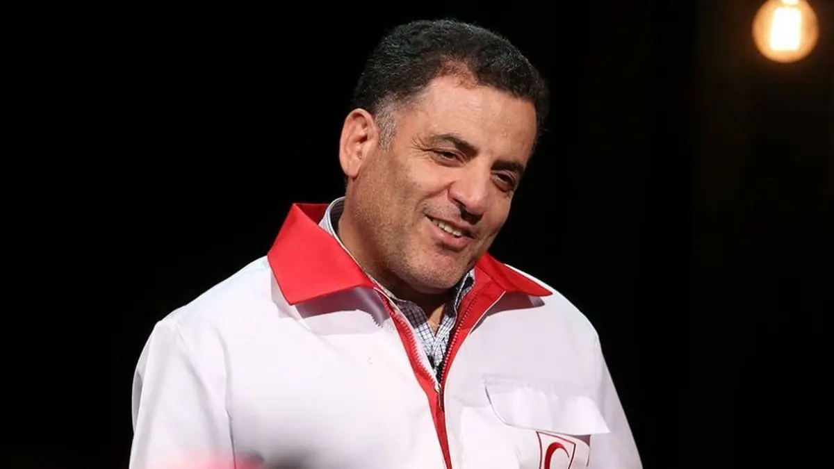 
صداوسیما  |   محکومیت رئیس سابق هلال احمر به ۱۲ سال حبس تایید شد
