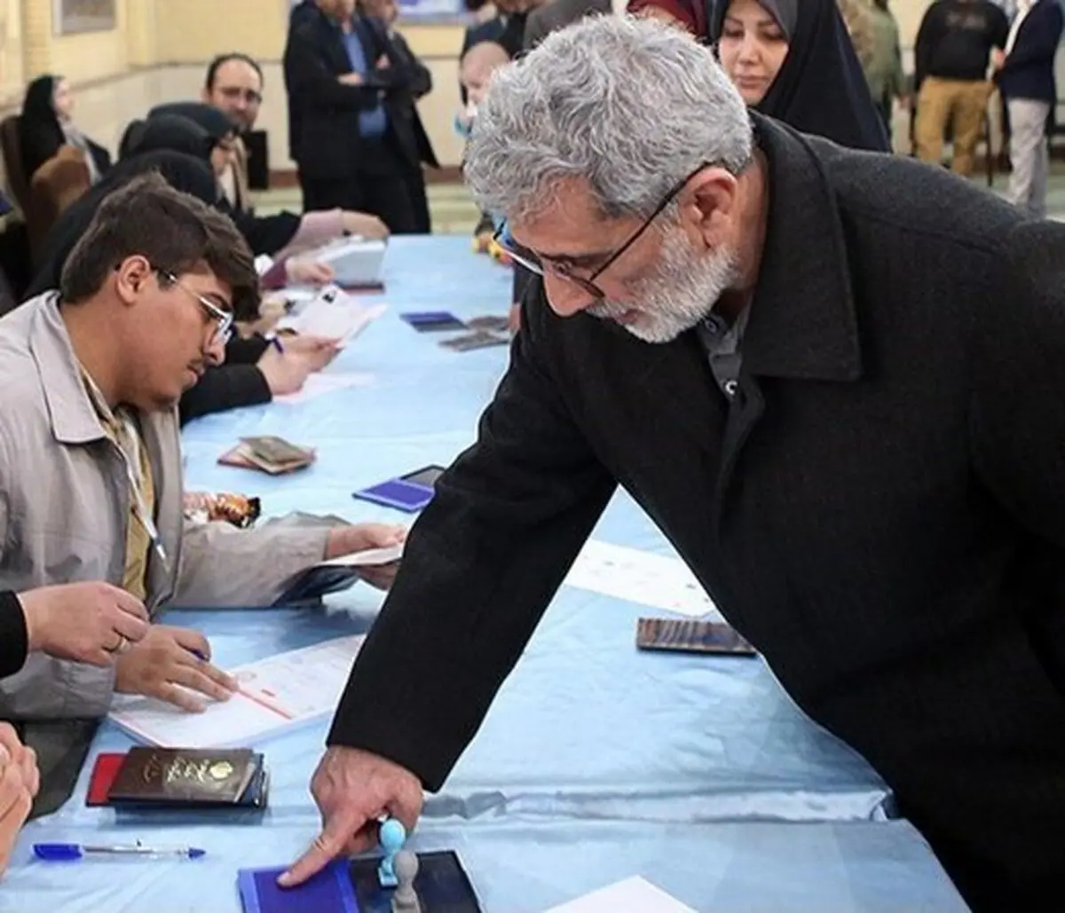 چند عکس یادگاری دیدنی با سردار قاآنی پای صندوق رأی