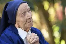 پیرترین انسان جهان درگذشت | بانوی 118 ساله درگذشت! +عکس