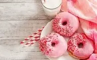 بیا بهت لطیف ترین و خوشمزه ترین دوناتی که می‌تونی درست کنی رو یاد بدم | طرز تهیه دونات + ویدئو