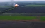لحظه انفجار تانک روسی در خط مقدم جبهه شرق اوکراین+ویدئو 