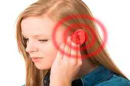 مهم‌ترین راهکار‌برای از بین بردن صدای وزوز گوش 