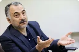 سعید لیلاز: در دوماه آخر منتهی به جنگ مسئله اصلی کشور پیامک حجاب و سگ گردانی بود