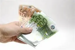 بازار دلار رو به افزایش یا کاهش؟ | قیمت دلار ۴۳ هزار و ۴۷۲ تومان شد 