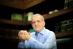 مسعود پزشکیان را با این پوشش تا به حال ندیده اید | عکسی از رئیس ستاد مردمی در کنار رهبر انقلاب