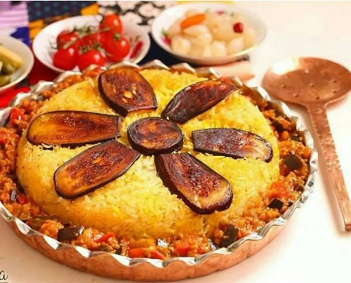 برای مهمونیات ته چین بادمجان و گوجه درست کن، محشر میشه | طرز تهیه ته چین بادمجان و گوجه