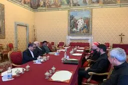 
دیدار ظریف با نخست‌وزیر و وزیر خارجه واتیکان 
