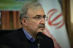مجوز مصرف واکسن ایرانی کرونا صادر شد | نمکی: از ذوق نخوابیدم
