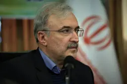 مجوز مصرف واکسن ایرانی کرونا صادر شد | نمکی: از ذوق نخوابیدم