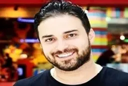 پسر “بابک جهانبخش” از نامادری شانس آورد