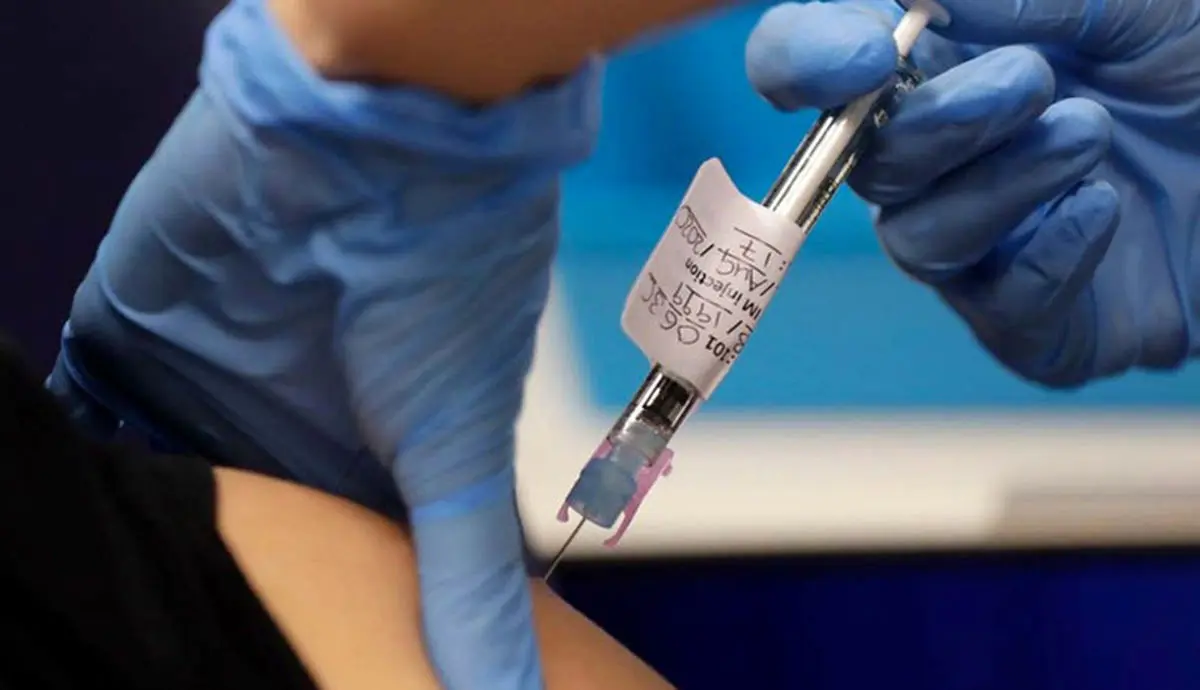  واکسیناسیون افراد بالای ٣۵ سال در قشم آغاز شد