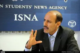 نوذر شفیعی: وابستگی اروپا به آمریکا مانع حمایت جوزپ بورل از برجام است