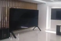 اولین تصاویر از تلویزیون ۱۲۰ اینچی | وضوح تصویر ۸K