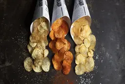 با این ترفند خودت توی خونه چیپس پیاز جعفری درست کن! | طرز تهیه چیپس خانگی پیاز جعفری +ویدئو