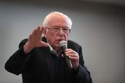 «دست از سر برنی سندرز بردارید» 