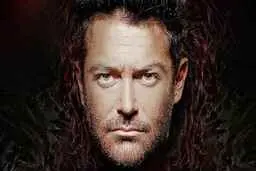 تعقییر چهره باورنکردنی محمد رضا گلزار