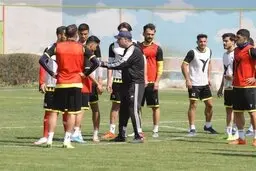 کادر فنی نساجی کامل شد 