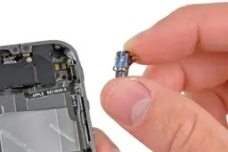 چرا تلفن همراه یکباره گران شد؟