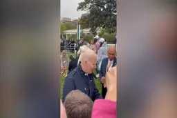 ترسیدن رئیس‌جمهور آمریکا از خرگوش عروسکی عید پاک!+ویدئو 