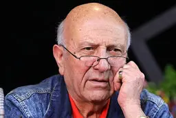 انتقاد از برخی خطوط قرمز عجیب در صداوسیما | هشدار جدی دوبلور مطرح کشورمان به ارشاد