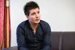 بزرگترین افشاگر تاریخ فوتبال در حبس خانگی