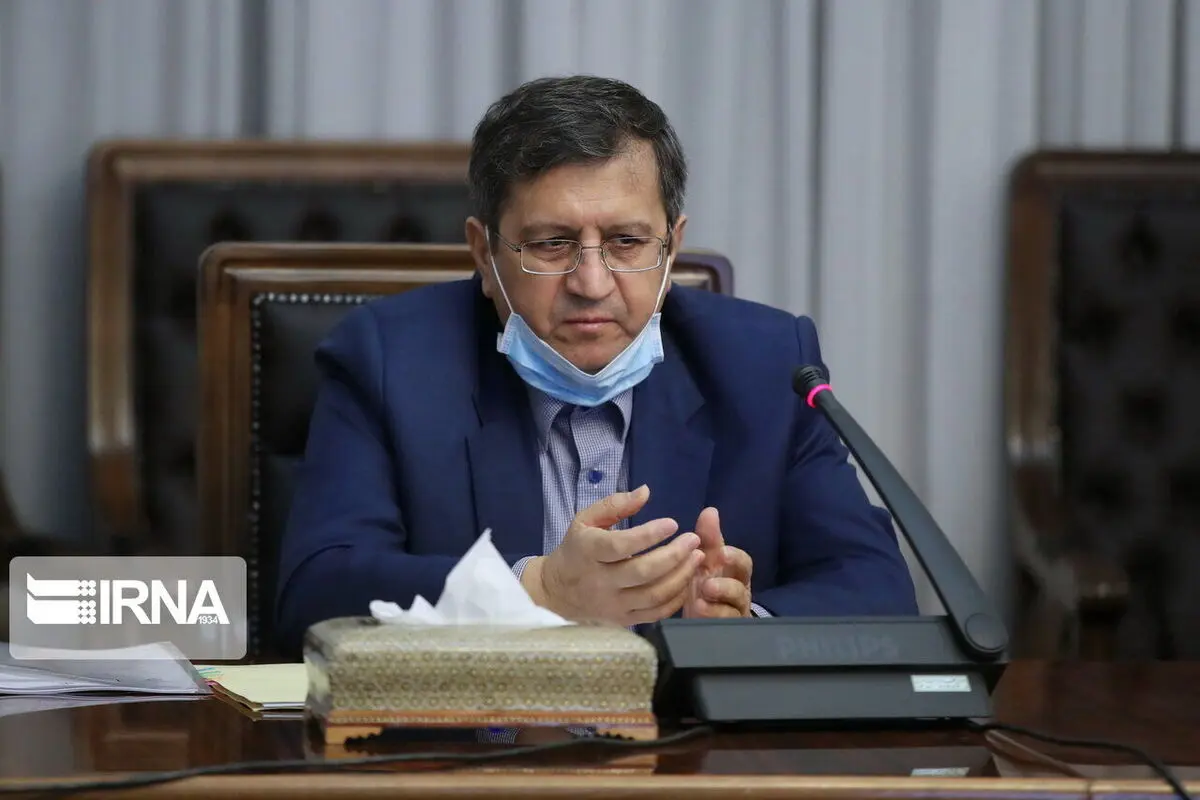 همتی:تقویت ارزش پول ملی ، مهمترین دغدغه بانک مرکزی است