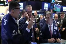 شاخص سهام وال‌استریت در روز انتخابات ۶۰۰ واحد جهش کرد