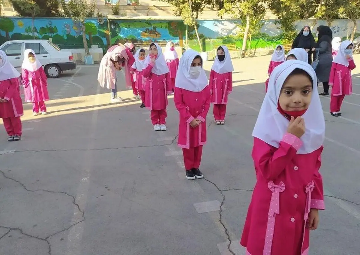 کدام مدارس از آبان حضوری می‌شوند؟