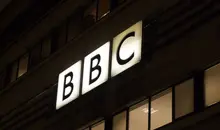 زهیر غرضی: کسری ناجی هموطن ما نیست چون نوکر اجنبی، استعمار و دشمن است.