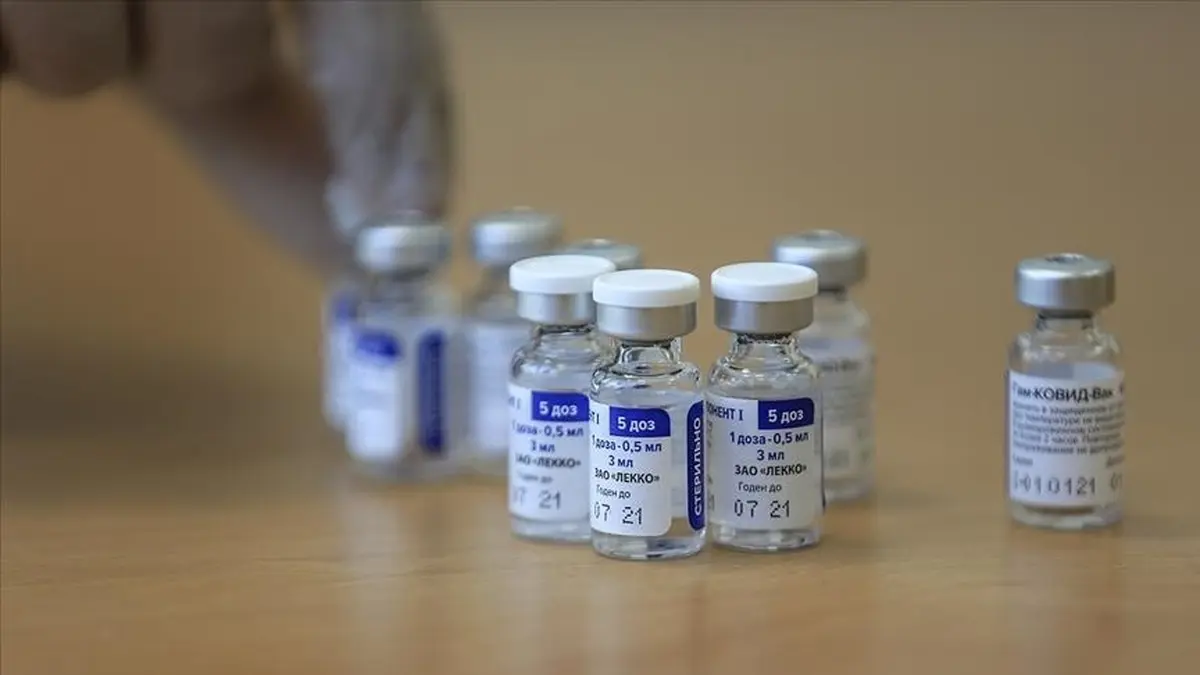 
سیزدهمین محموله واکسن اسپوتنیک تحویل سفارت ایران در مسکو شد

